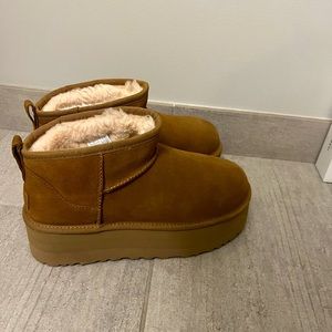 Ugg Classic Ultra Mini Platform in Chestnut
